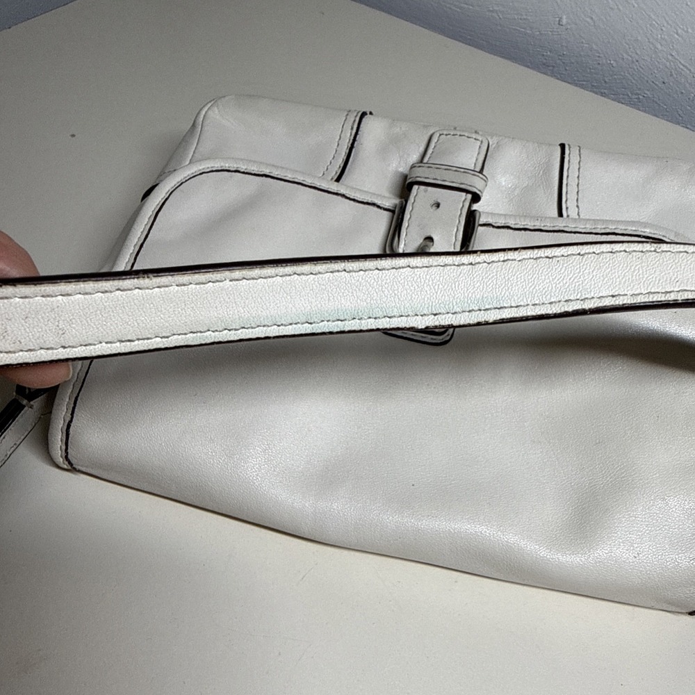 COACH HADLEY Small White Leather Buckle-Trim Field Bag Crossbody F29763 - Picture 8 of 16